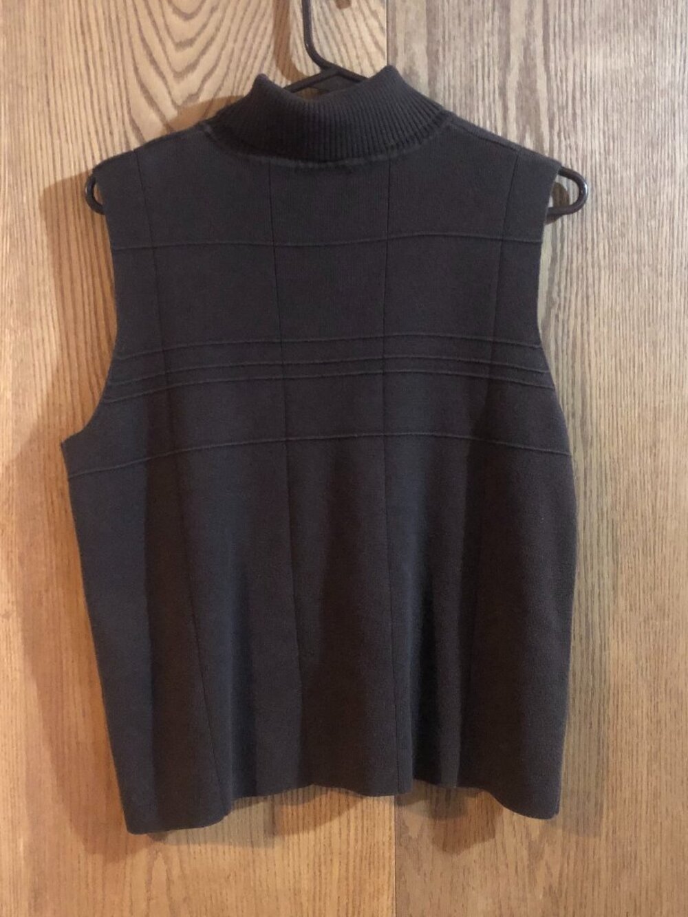 Christopher & Banks Women's Large Fall Brown Sleeveless Turtleneck Sweater Vest